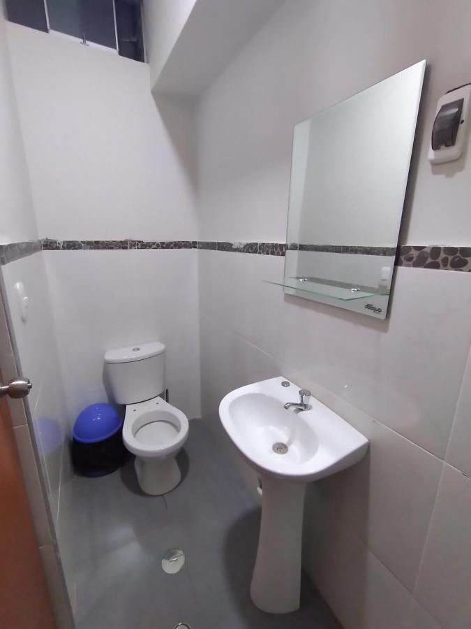 Hostal Pacifico Уануко Екстер'єр фото